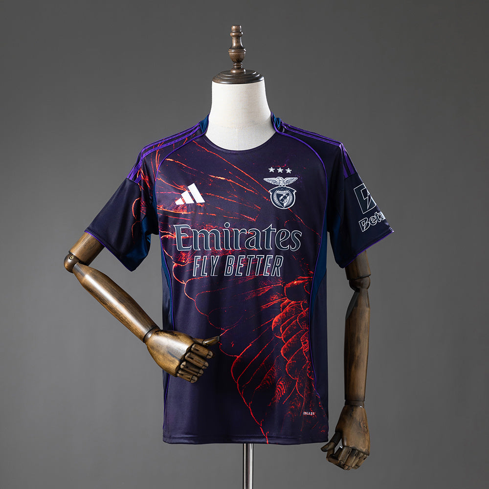 Quarta Camisola Benfica VHILS Principal 2025/26