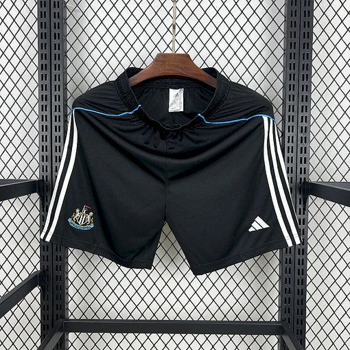 Calções Newcastle Principal 2025/26