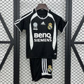 Kit Criança Real Madrid Alternativa 2006/07