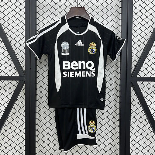 Kit Criança Real Madrid Alternativa 2006/07